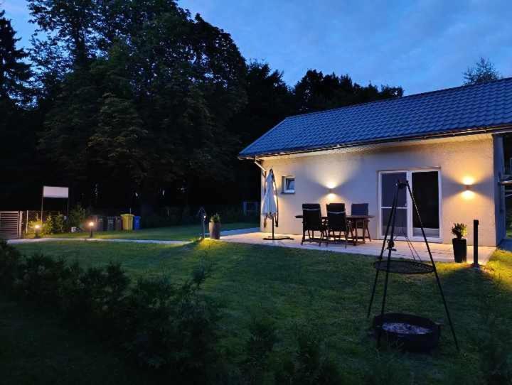 Dom Wypoczynkowy Pod Kasztanem 1 Nad Jeziorem Wartkowo Exterior foto